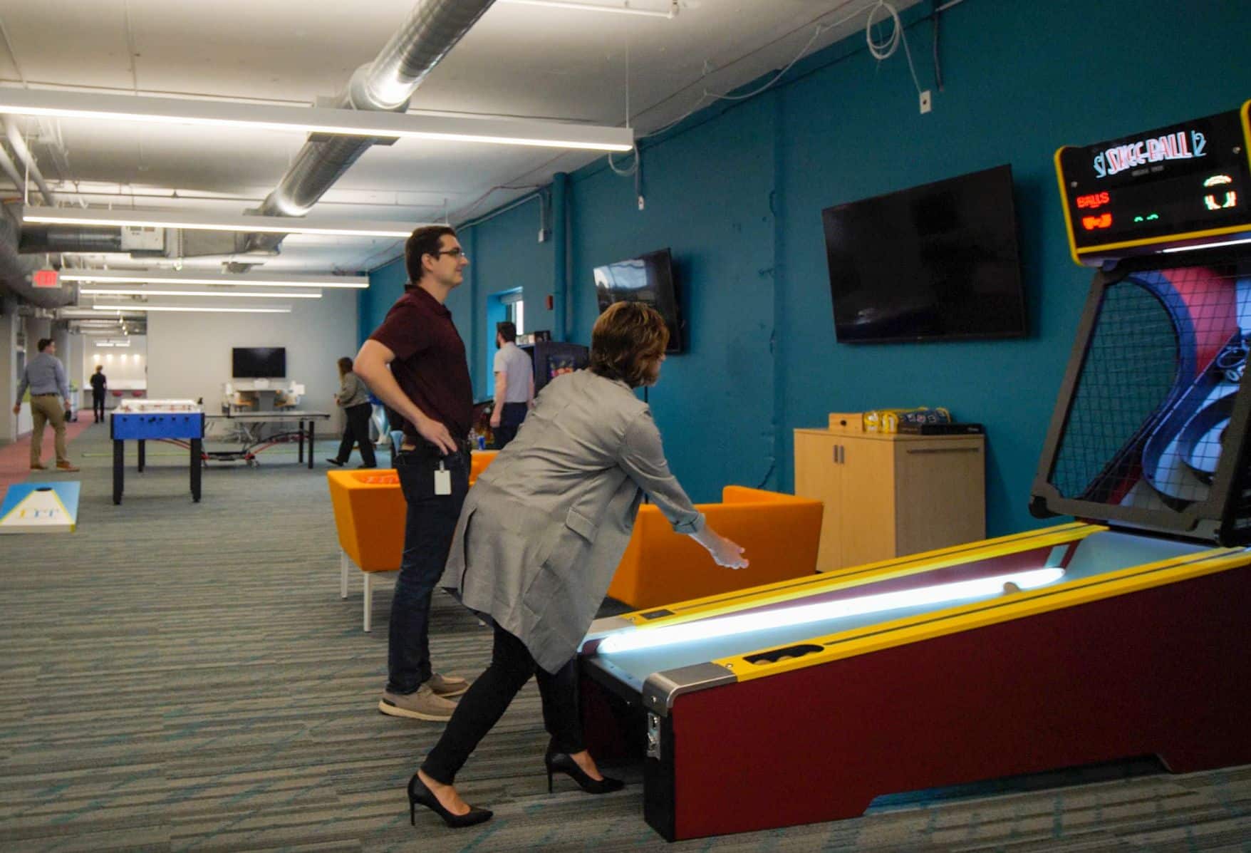 FIT team playing skee-ball